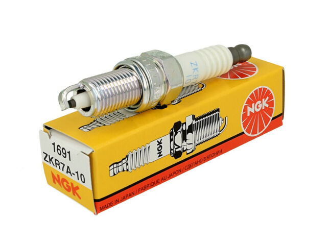 CANDELA NGK ZKR7A-10 STOCK NR.1691