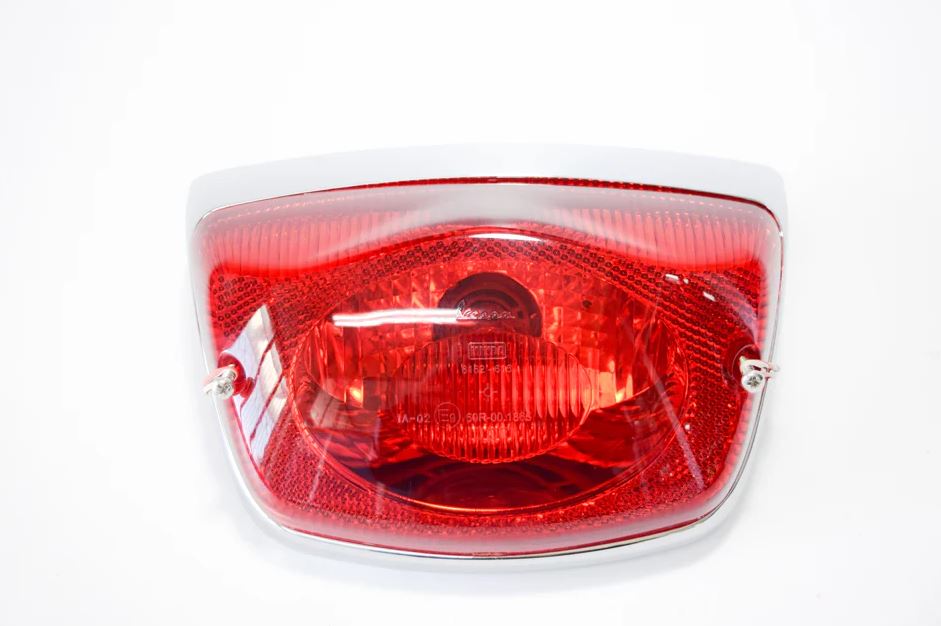 PI6392816 - FANALE POST VESPA LX 50-125-150