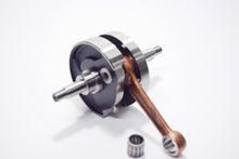 Carica l&#39;immagine nel visualizzatore di Gallery, ALBERO MOTORE VESPA T5 MADE IN ITALY