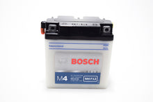 Carica l&#39;immagine nel visualizzatore di Gallery, B1M4F12 - BATTERIA BOSCH 6 VOLT 6N11-3A LAMBRETTA