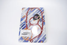 Carica l&#39;immagine nel visualizzatore di Gallery, SERIE GUARNIZIONI MOTORE VESPA 125 1951