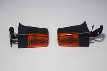 Carica l&#39;immagine nel visualizzatore di Gallery, COPPIA FRECCE ANTERIORI CAGIVA ALETTA OR