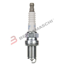 Carica l&#39;immagine nel visualizzatore di Gallery, CANDELA NGK BCPR7ES-11 STOCK NR.1095
