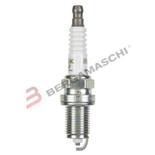 Carica l&#39;immagine nel visualizzatore di Gallery, CANDELA NGK BKR6EY-11 STOCK NR.4368