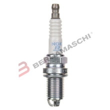 Carica l&#39;immagine nel visualizzatore di Gallery, CANDELA NGK BKUR6ET STOCK NR.6437