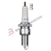 Carica l&#39;immagine nel visualizzatore di Gallery, CANDELA NGK BPR2ES STOCK NR.2264