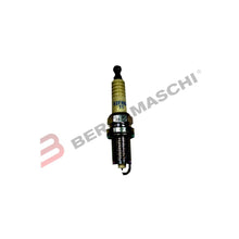 Carica l&#39;immagine nel visualizzatore di Gallery, CANDELA NGK SIFR6A11 STOCK NR.0127