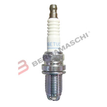 Carica l&#39;immagine nel visualizzatore di Gallery, CANDELA NGK BKR6ETUC STOCK NR.3384