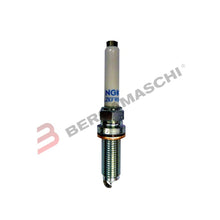 Carica l&#39;immagine nel visualizzatore di Gallery, CANDELA NGK SILZKGR8B8S STOCK NR.94201