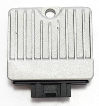 Carica l&#39;immagine nel visualizzatore di Gallery, REGOLATORE F10-F12 RST 50 03-04