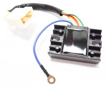 Carica l&#39;immagine nel visualizzatore di Gallery, REGOLATORE SCARABEO 125 99-02