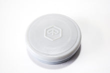 Carica l&#39;immagine nel visualizzatore di Gallery, TAPPO MANUBRIO VESPA 50 V5A1T 2S GRIGIO