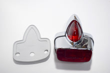 Carica l&#39;immagine nel visualizzatore di Gallery, FANALE POSTERIORE VESPA 125/150 &#39;62