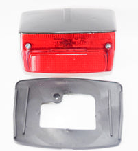 Carica l&#39;immagine nel visualizzatore di Gallery, FANALE POST VESPA 50 SPECIAL T/NERO