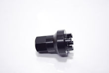 Carica l&#39;immagine nel visualizzatore di Gallery, ESTRATTORE FRIZIONE VESPA PX 125-150-200