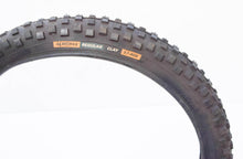 Carica l'immagine nel visualizzatore di Gallery, COPERTONE BICI 20X2.125 MTB