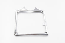 Carica l&#39;immagine nel visualizzatore di Gallery, CORNICE TARGA SAGOMATA E20 LAMBRETTA