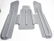 Carica l&#39;immagine nel visualizzatore di Gallery, TAPPETO GRIGIO LAMBRETTA J50-100-125