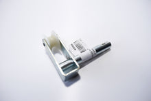 Carica l&#39;immagine nel visualizzatore di Gallery, GANCIO COFANO SX LAMBRETTA LI-TV 3 S