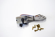 Carica l&#39;immagine nel visualizzatore di Gallery, INTERRUTTORE LUCI C/VITI LAMBR LI 1°S