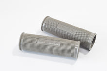 Carica l&#39;immagine nel visualizzatore di Gallery, COPPIA MANOPOLE LAMBRETTA C-LC-D-LD 125