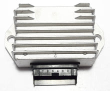 Carica l&#39;immagine nel visualizzatore di Gallery, REGOLATORE DI TENSIONE SCARABEO 50 2T