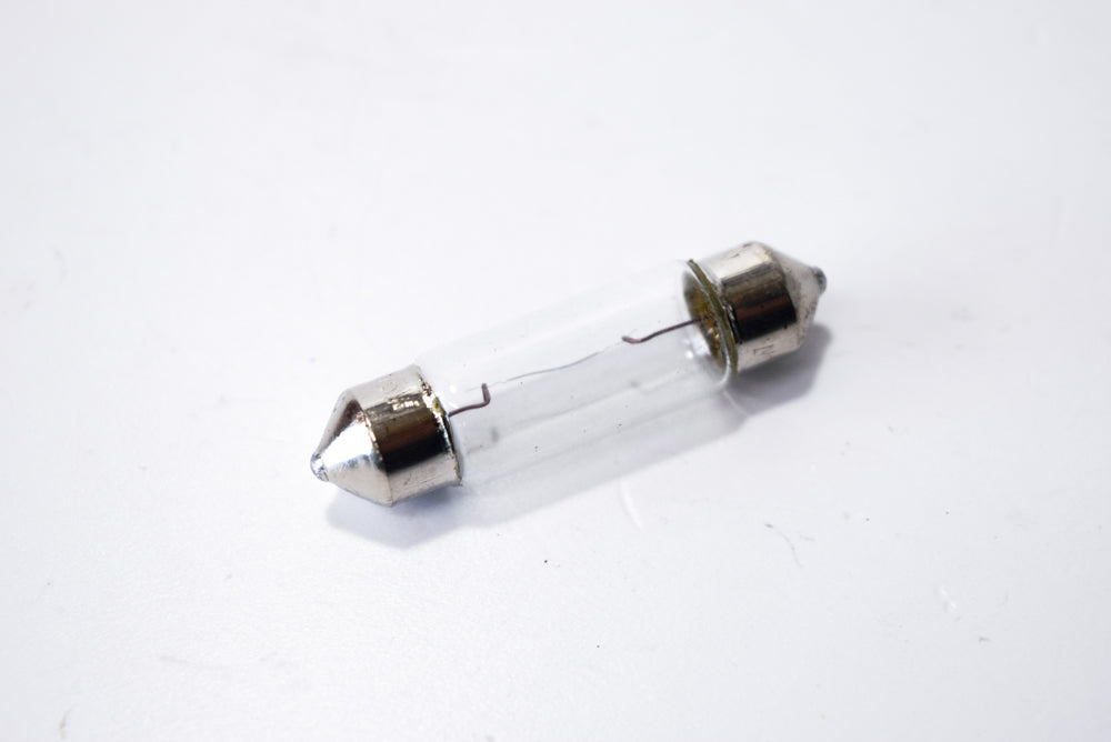 LAMPADINA A SILURO 10,5X38 6V 5W VESPA