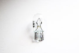 1466 - LAMPADINA TUTTO VETRO (12V-5W) W2