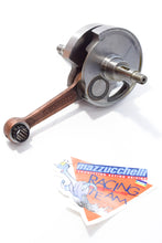 Carica l&#39;immagine nel visualizzatore di Gallery, ALBERO MOTORE CORSA 57MM VESPA PE 200