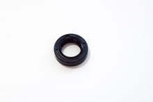 Carica l&#39;immagine nel visualizzatore di Gallery, PARAOLIO 17X28X7 PIAGGIO 50 LATO VOLANO