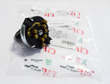 Carica l&#39;immagine nel visualizzatore di Gallery, COMMUTATORE 5 POSIZ 8 POLI VESPA GS 150