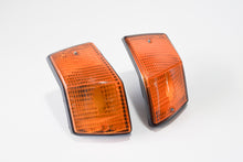 Carica l&#39;immagine nel visualizzatore di Gallery, COPPIA FRECCE POSTERIORI VESPA PX ARANC
