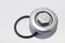 Carica l'immagine nel visualizzatore di Gallery, TAPPO OLIO HON.SILVER WING(SCARICO OLIO)