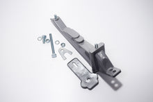 Carica l&#39;immagine nel visualizzatore di Gallery, PORTARUOTA ANT VESPA 50 SPECIAL 3X00X10