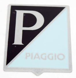 STEMMA ADESIVO PIAGGIO 37X48MM