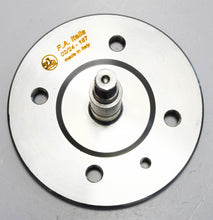 Carica l&#39;immagine nel visualizzatore di Gallery, FLANGIA PORTARUOTA VESPA 50 L-R/90