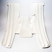 Carica l&#39;immagine nel visualizzatore di Gallery, TAPPETO CENTR BIANCO VESPA PX 125-150-PE