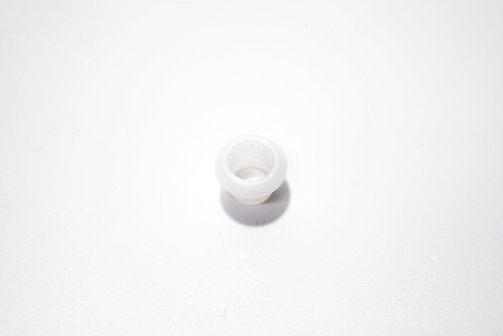 BOCCOLA NYLON COFANO LATERALE VESPA