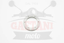 Carica l&#39;immagine nel visualizzatore di Gallery, GUARNIZIONE CLACSON VESPA GL C/TACCHE