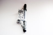 Carica l&#39;immagine nel visualizzatore di Gallery, APPOGGIAPIEDI CROMATO VESPA PX CENTRALE