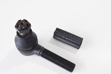 Carica l&#39;immagine nel visualizzatore di Gallery, 1133 - TESTA STERZO FILETTO DESTRO 18X1