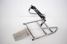 Carica l&#39;immagine nel visualizzatore di Gallery, PORTAPACCHI POST CROMATO VESPA PE 200