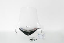 Carica l&#39;immagine nel visualizzatore di Gallery, PARABREZZA HONDA PHANTEON 125-150 &#39;03