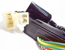 Carica l&#39;immagine nel visualizzatore di Gallery, REGOLATORE AHA6045 CBR 600 RR