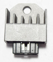 Carica l&#39;immagine nel visualizzatore di Gallery, REGOLATORE AHA6048 CRF 230 03-16