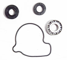 Carica l&#39;immagine nel visualizzatore di Gallery, KIT REV POMPA ACQUA CRF 250 X 04-17