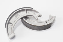Carica l&#39;immagine nel visualizzatore di Gallery, GANASCE FRENO YAMAHA 180 XC FORMA