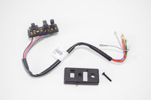 Carica l&#39;immagine nel visualizzatore di Gallery, COMMUTATORE LUCI VESPA 50 SPECIAL