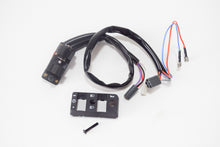 Carica l&#39;immagine nel visualizzatore di Gallery, COMMUTATORE LUCI VESPA PX 125 T5 8589