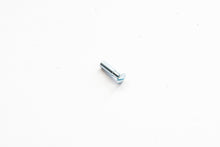 Carica l&#39;immagine nel visualizzatore di Gallery, VITE FANALE POSTERIORE VESPA GL-GS
